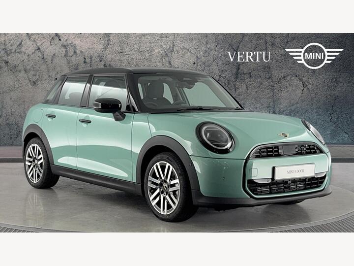 MINI Cooper 1.5C Classic Steptronic Euro 6 (s/s) 5dr