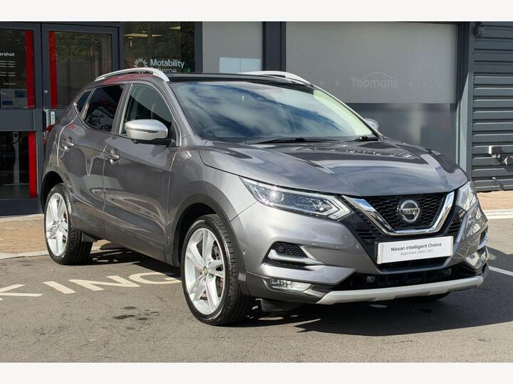 Nissan Qashqai 1.3 DIG-T N-Motion Euro 6 (s/s) 5dr