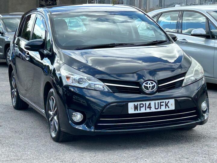 Toyota Verso 1.6 D-4D Icon Euro 5 (s/s) 5dr Toyota Verso 1.6 D-4D Icon Euro 5 (s/s) 5dr