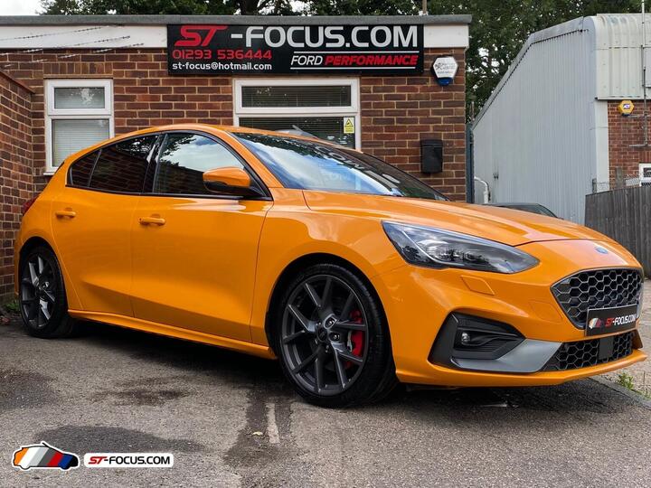 Ford Focus 2.3T EcoBoost ST Euro 6 (s/s) 5dr