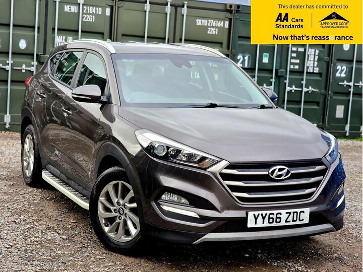 Hyundai TUCSON 2.0 CRDi SE Nav Auto 4WD Euro 6 5dr