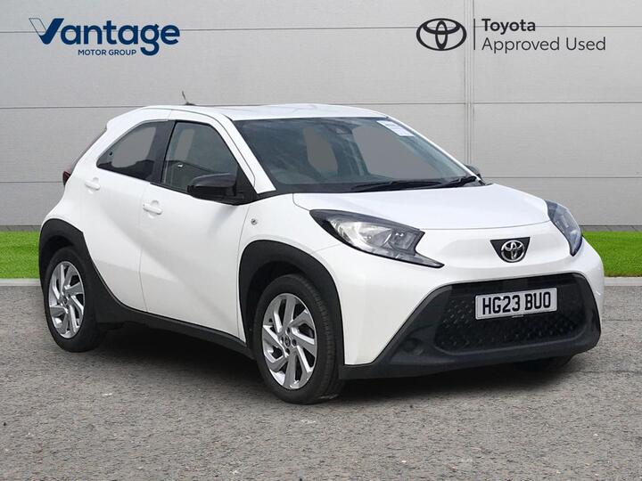 Toyota Aygo X 1.0 VVT-i Pure Euro 6 (s/s) 5dr Toyota Aygo X 1.0 VVT-i Pure Euro 6 (s/s) 5dr