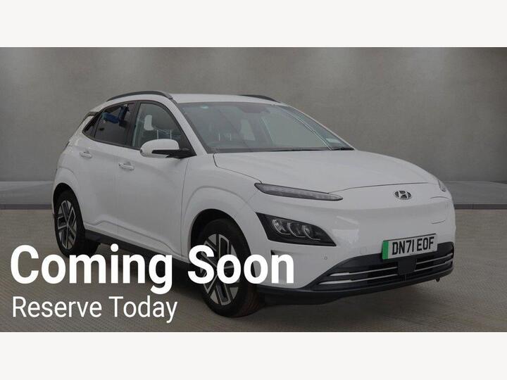 Hyundai KONA 64kWh Premium Auto 5dr (10.5kW Charger) Hyundai KONA 64kWh Premium Auto 5dr (10.5kW Charger)