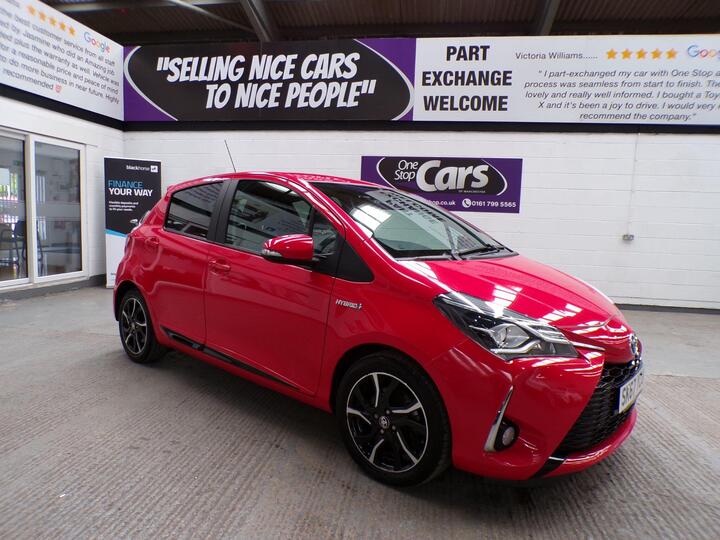 Toyota Yaris 1.5 VVT-h Design E-CVT Euro 6 (s/s) 5dr