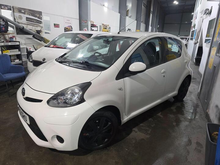 Toyota AYGO 1.0 VVT-i Ice MultiMode Euro 5 5dr