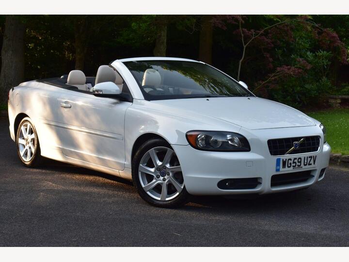 Volvo C70 2.0D Ice White 2dr