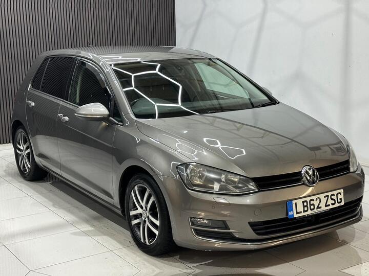 Volkswagen Golf 2.0 TDI BlueMotion Tech GT DSG Euro 5 (s/s) 5dr