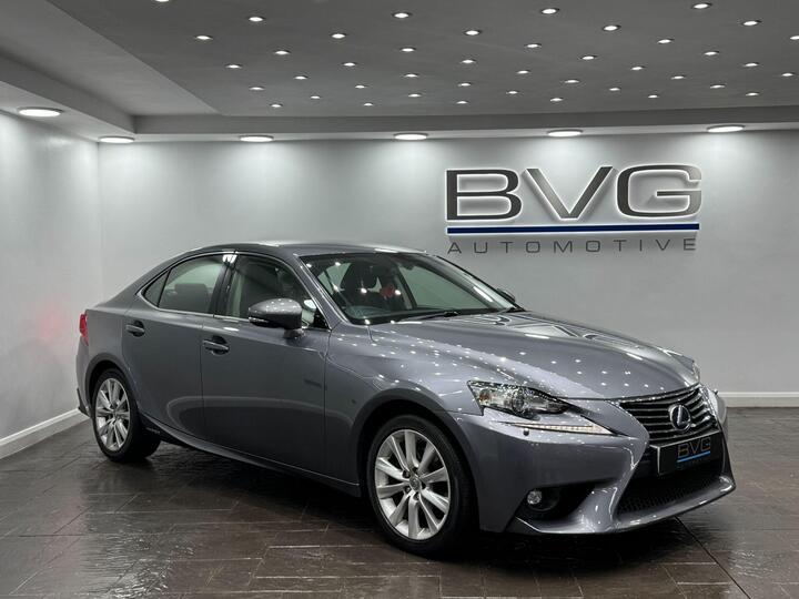 Lexus IS 2.5 300h Executive Edition E-CVT Euro 5 (s/s) 4dr