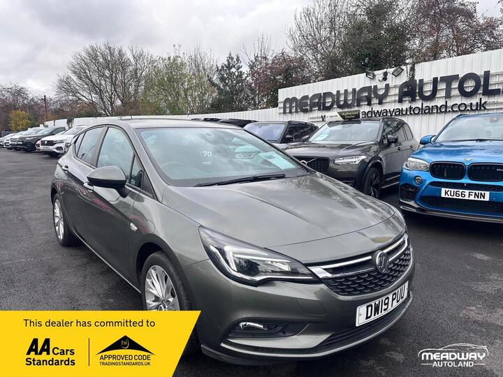 Vauxhall Astra 1.0i Turbo EcoTEC Tech Line Nav Euro 6 (s/s) 5dr Vauxhall Astra 1.0i Turbo EcoTEC Tech Line Nav Euro 6 (s/s) 5dr