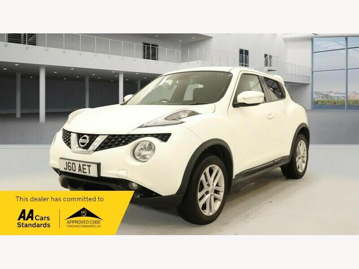 Nissan Juke 1.6 N-Connecta XTRON Euro 6 5dr