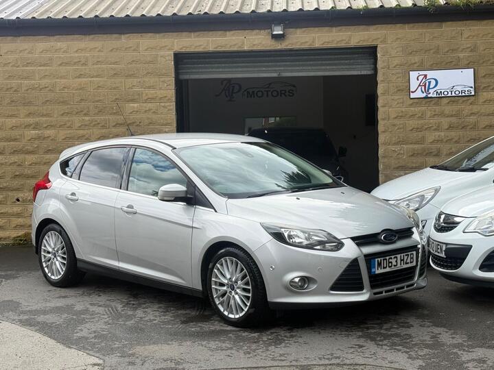 Ford Focus 1.6 TDCi Zetec Navigator Euro 5 (s/s) 5dr