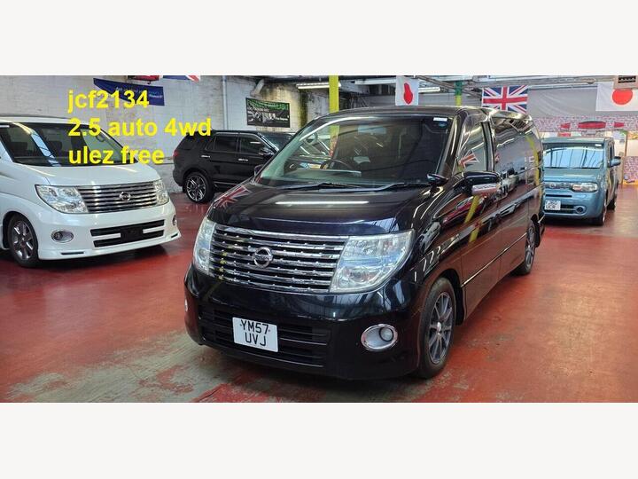 Nissan Elgrand HIGHWAY STAR E51 4WD Nissan Elgrand HIGHWAY STAR E51 4WD