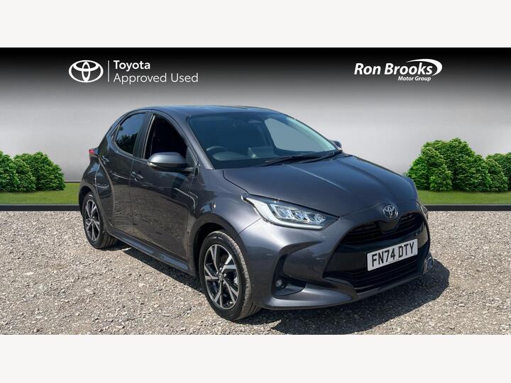 Toyota Yaris 1.5 VVT-h Design E-CVT Euro 6 (s/s) 5dr
