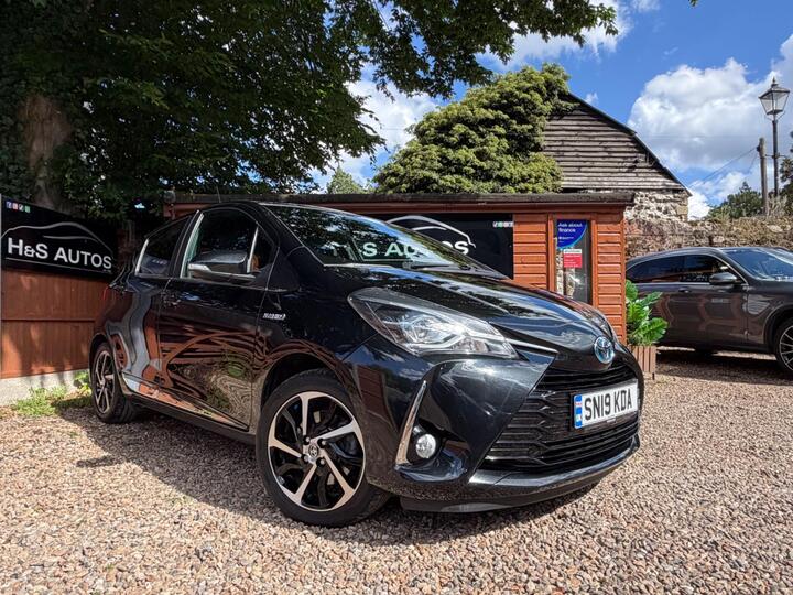 Toyota Yaris 1.5 VVT-h Excel E-CVT Euro 6 (s/s) 5dr