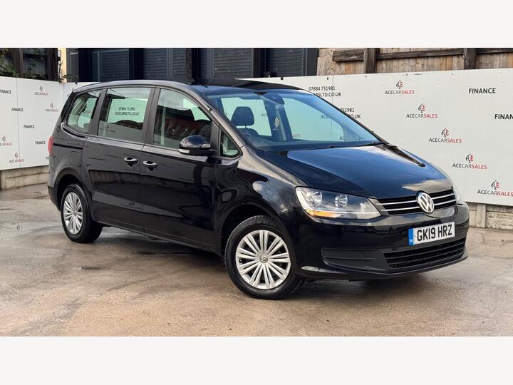 Volkswagen Sharan 2.0 TDI S DSG Euro 6 (s/s) 5dr Volkswagen Sharan 2.0 TDI S DSG Euro 6 (s/s) 5dr