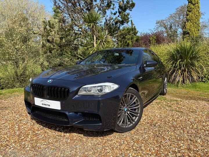 BMW M5 4.4 V8 DCT Euro 5 (s/s) 4dr