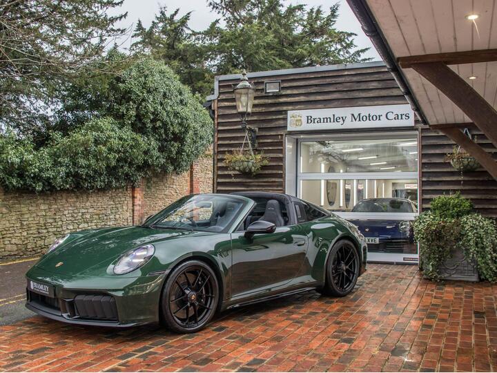 Porsche 911 3.6 T-Hybrid 992 4 GTS Targa PDK 4WD Euro 6 (s/s) 2dr