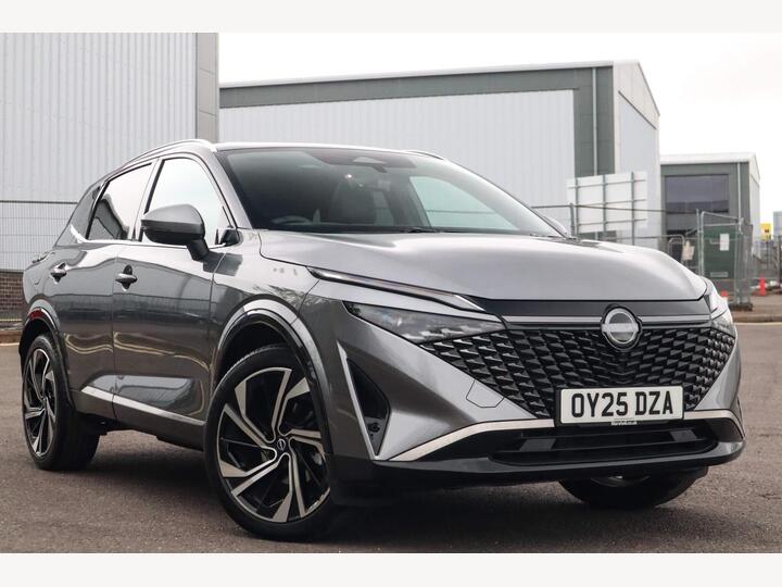 Nissan Qashqai 1.3 DIG-T MHEV Tekna+ XTRON Euro 6 (s/s) 5dr