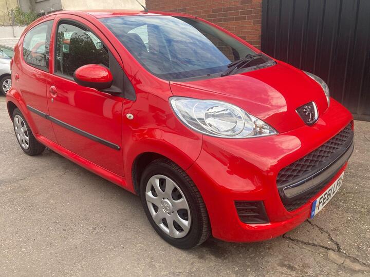 Peugeot 107 1.0 12V Urban Euro 5 5dr