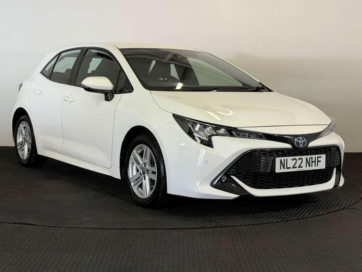 Toyota COROLLA 1.8 VVT-h Icon Tech CVT Euro 6 (s/s) 5dr