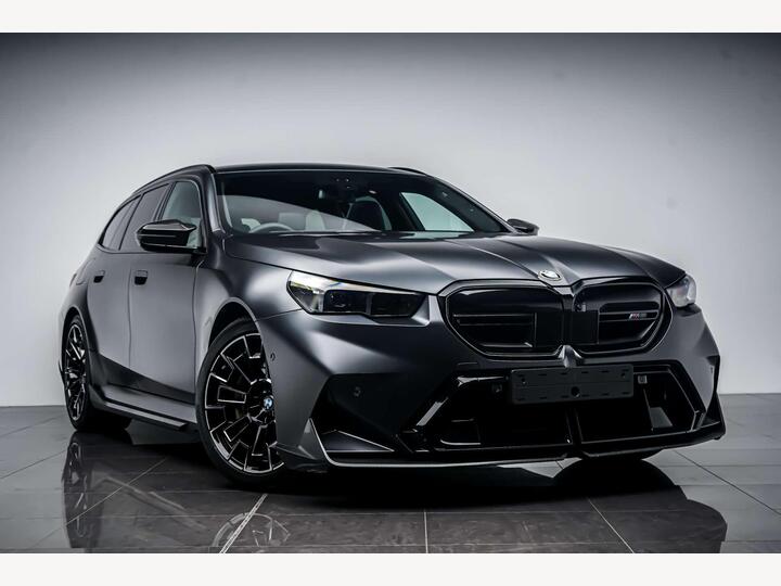 BMW M5 4.4 22.1kWh Touring Steptronic XDrive Euro 6 (s/s) 5dr
