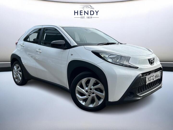 Toyota AYGO X 1.0 VVT-i Pure Euro 6 (s/s) 5dr Toyota AYGO X 1.0 VVT-i Pure Euro 6 (s/s) 5dr