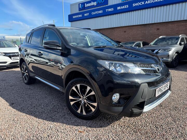 Toyota RAV4 2.2 D-CAT Invincible Auto 4WD Euro 5 5dr