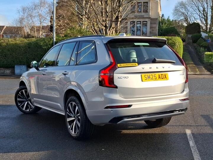 Volvo XC90 2.0 B5 MHEV Plus Auto 4WD Euro 6 (s/s) 5dr