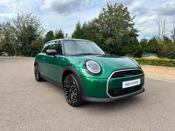 MINI Cooper 1.5C Exclusive Steptronic Euro 6 (s/s) 3dr