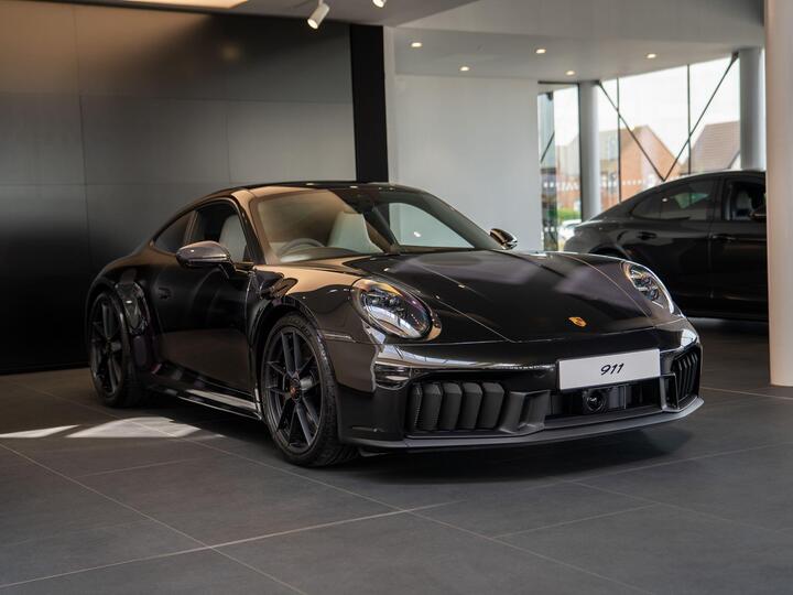 Porsche 911 3.6 T-Hybrid 992 Carrera 4 GTS PDK 4WD Euro 6 (s/s) 2dr