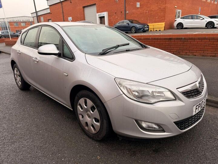 Vauxhall ASTRA 1.6 16v Exclusiv Euro 5 5dr