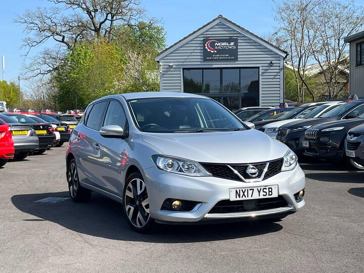 Nissan Pulsar 1.2 DIG-T Tekna Euro 6 (s/s) 5dr Nissan Pulsar 1.2 DIG-T Tekna Euro 6 (s/s) 5dr
