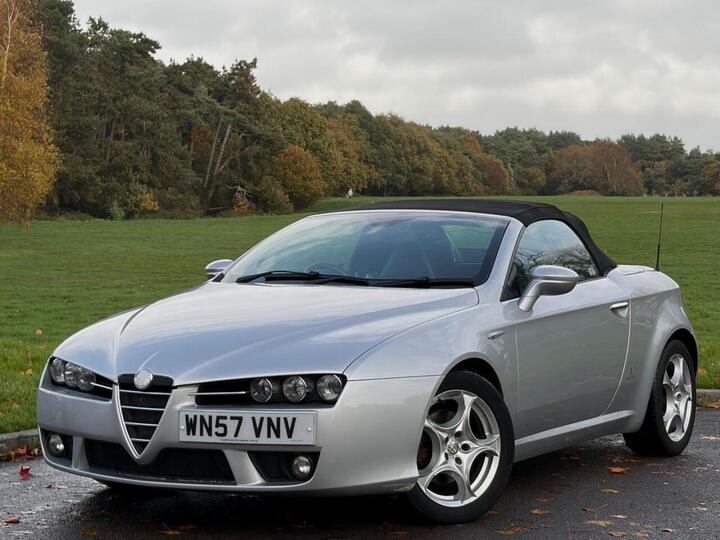 Alfa Romeo SPIDER 2.2 JTS 2dr