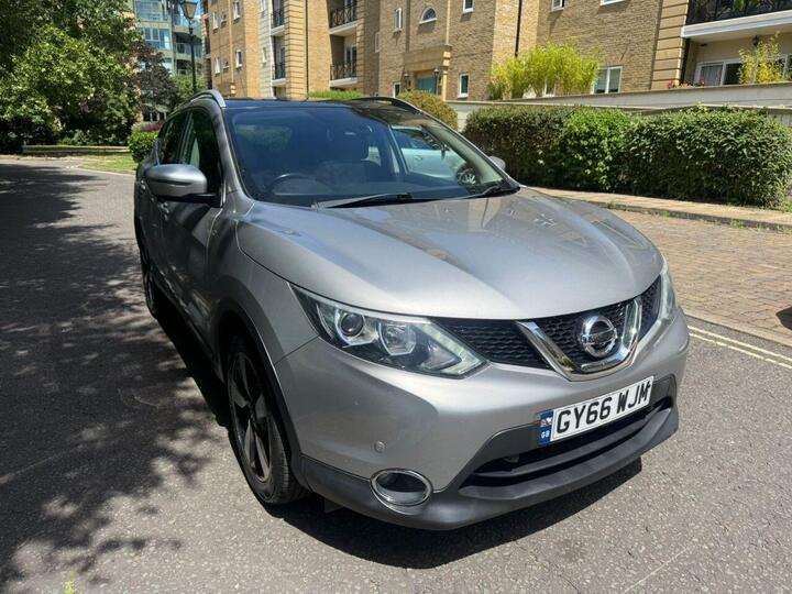 Nissan QASHQAI 1.2 DIG-T N-Connecta XTRON 2WD Euro 6 (s/s) 5dr