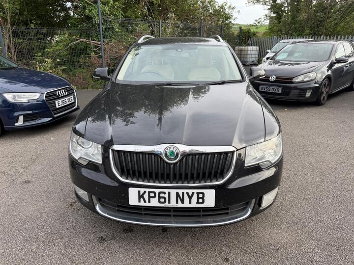 Skoda Superb 2.0 TDI Elegance DSG Euro 5 5dr