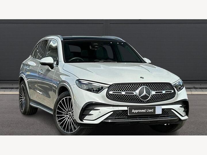 Mercedes-Benz GLC 2.0 GLC220dh MHEV AMG Line (Premium Plus) G-Tronic+ 4MATIC Euro 6 (s/s) 5dr Mercedes-Benz GLC 2.0 GLC220dh MHEV AMG Line (Premium Plus) G-Tronic+ 4MATIC Euro 6 (s/s) 5dr