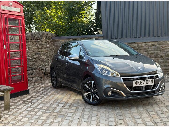 Peugeot 208 1.2 PureTech Allure Premium Euro 6 5dr