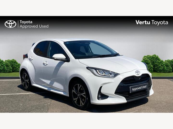 Toyota Yaris 1.5 VVT-h Design E-CVT Euro 6 (s/s) 5dr