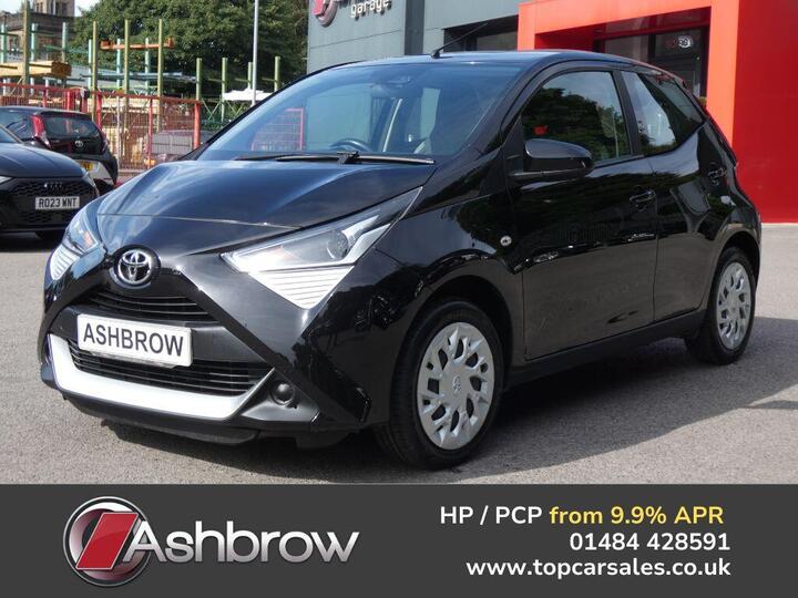 Toyota AYGO 1.0 VVT-i X-play X-shift Euro 6 5dr (Safety Sense)