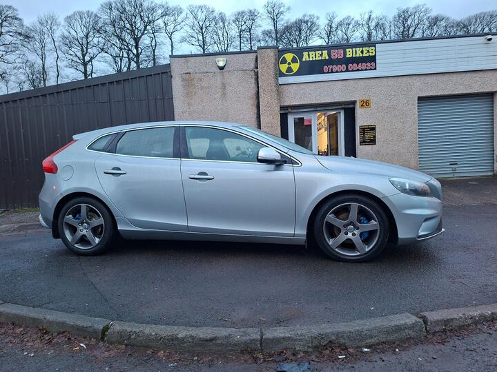 Volvo V40 1.6 D2 R-Design Euro 5 (s/s) 5dr