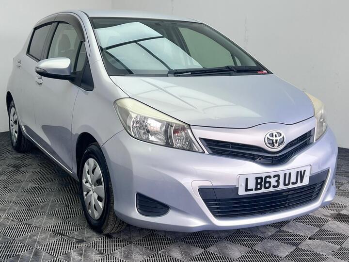Toyota Yaris 1.33 Dual VVT-i TR Multidrive S Euro 5 5dr