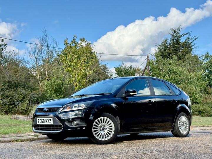 Ford Focus 1.8 Titanium 5dr