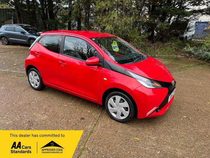 Toyota AYGO 1.0 VVT-i X-play Euro 6 5dr