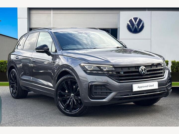 Volkswagen Touareg 3.0 TDI V6 Black Edition Tiptronic 4Motion Euro 6 (s/s) 5dr