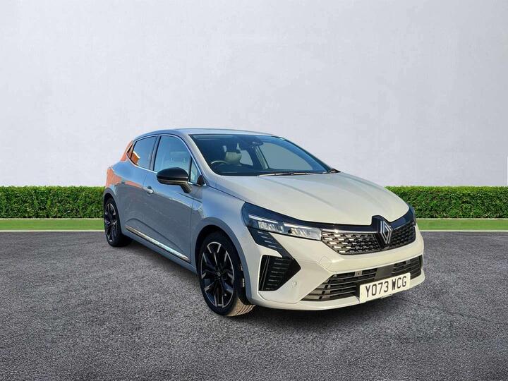 Renault CLIO 1.6 E-TECH Techno Auto Euro 6 (s/s) 5dr