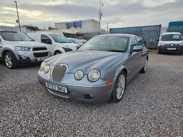 Jaguar S-Type 2.7D V6 SE 4dr Jaguar S-Type 2.7D V6 SE 4dr