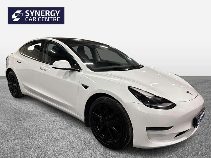 Tesla Model 3 Standard Range Plus Auto RWD 4dr