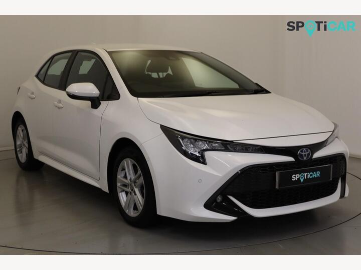 Toyota Corolla 1.8 VVT-h Icon Tech CVT Euro 6 (s/s) 5dr Toyota Corolla 1.8 VVT-h Icon Tech CVT Euro 6 (s/s) 5dr