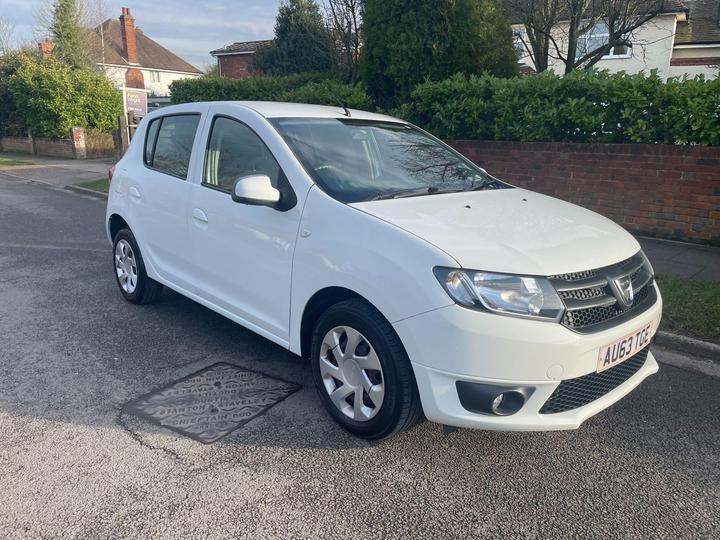 Dacia Sandero 1.5 DCi Laureate Euro 5 5dr