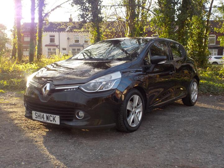 Renault Clio 1.5 DCi Dynamique MediaNav Euro 5 (s/s) 5dr Renault Clio 1.5 DCi Dynamique MediaNav Euro 5 (s/s) 5dr